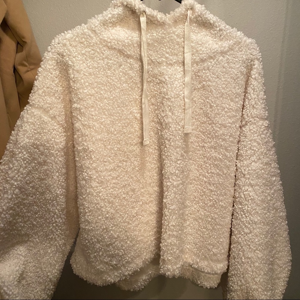 White hoodie